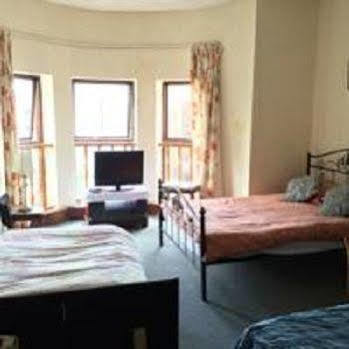 Hotel Oyo Queens Quarter 2*