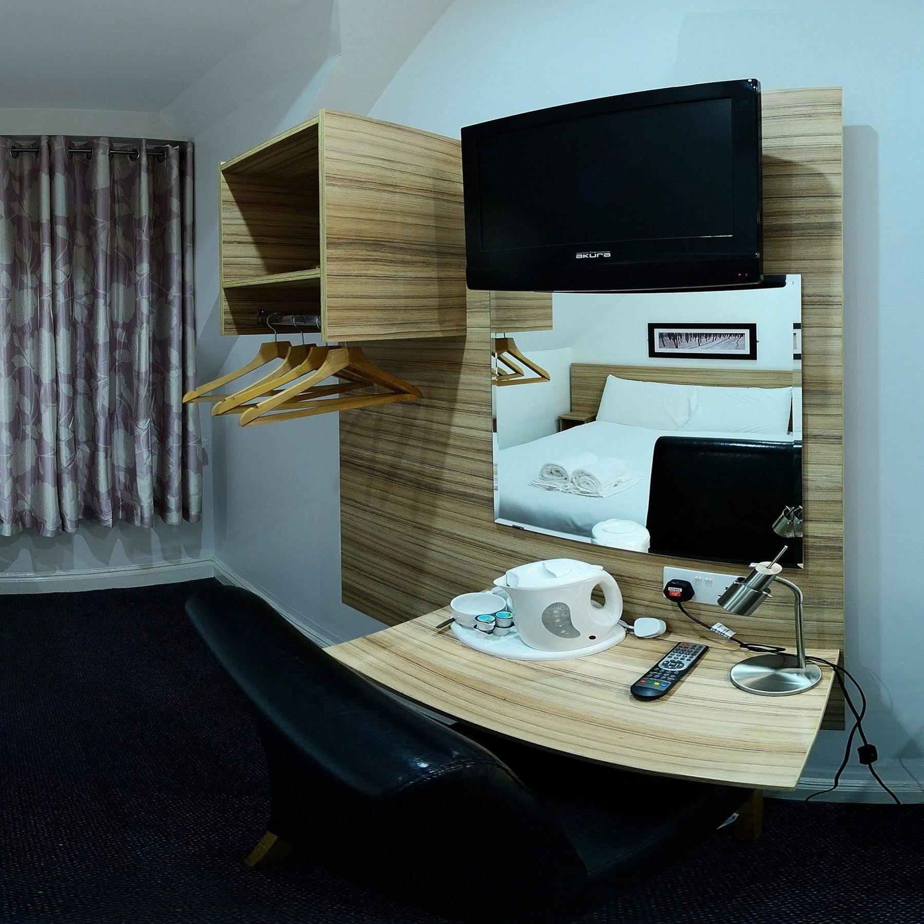 Botanic Rest Queens Quarter Hotel