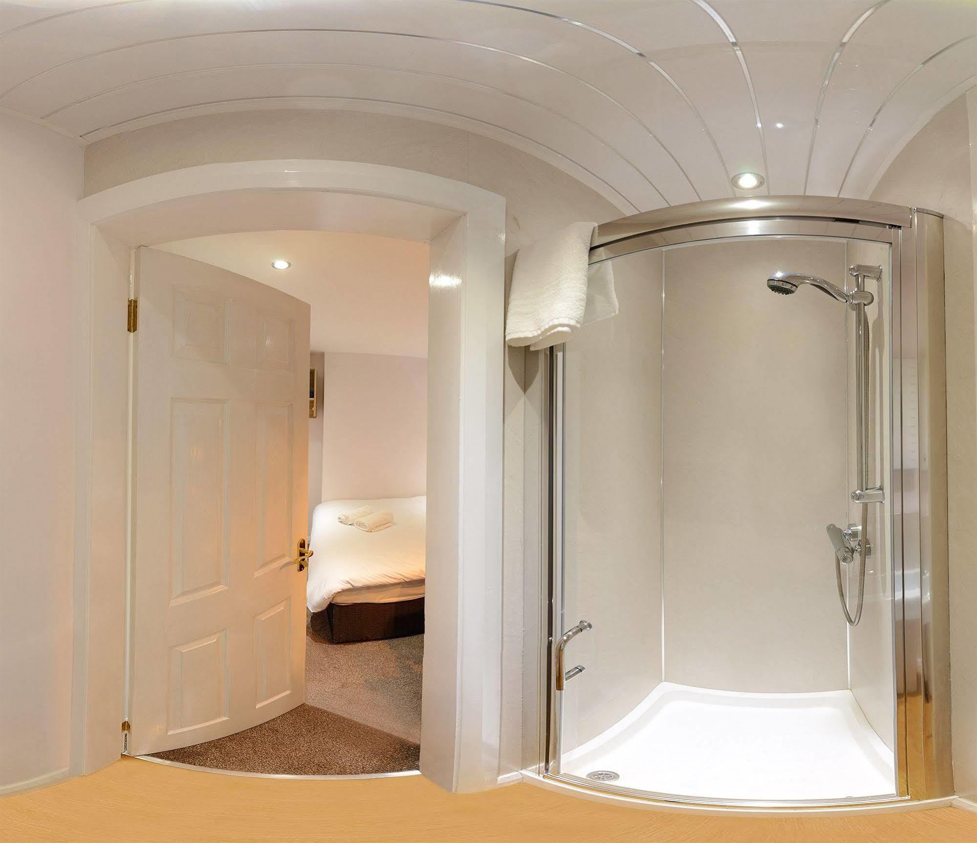 Hotel Botanic Rest Queens Quarter 3*