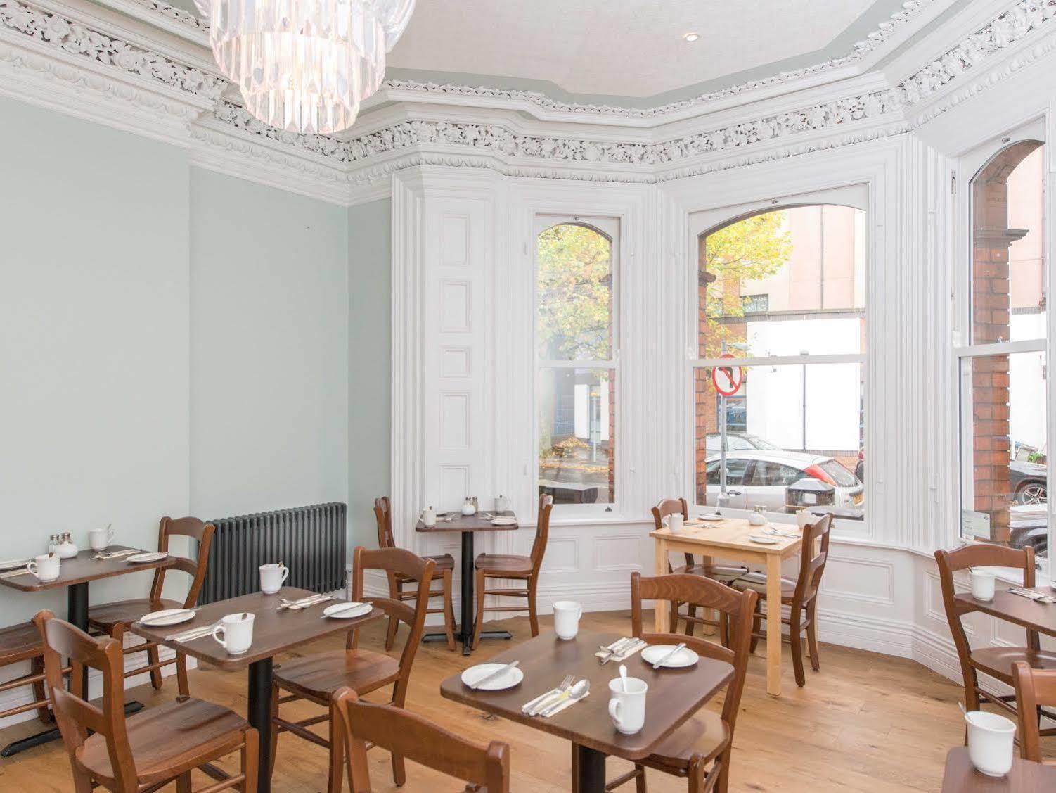 Bed & Breakfast Harpers Belfast
