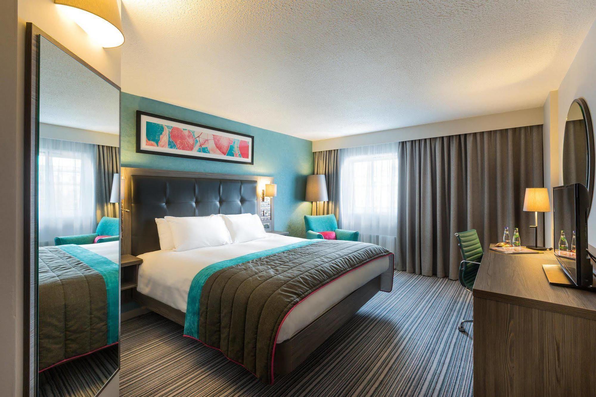 Leonardo Hotel