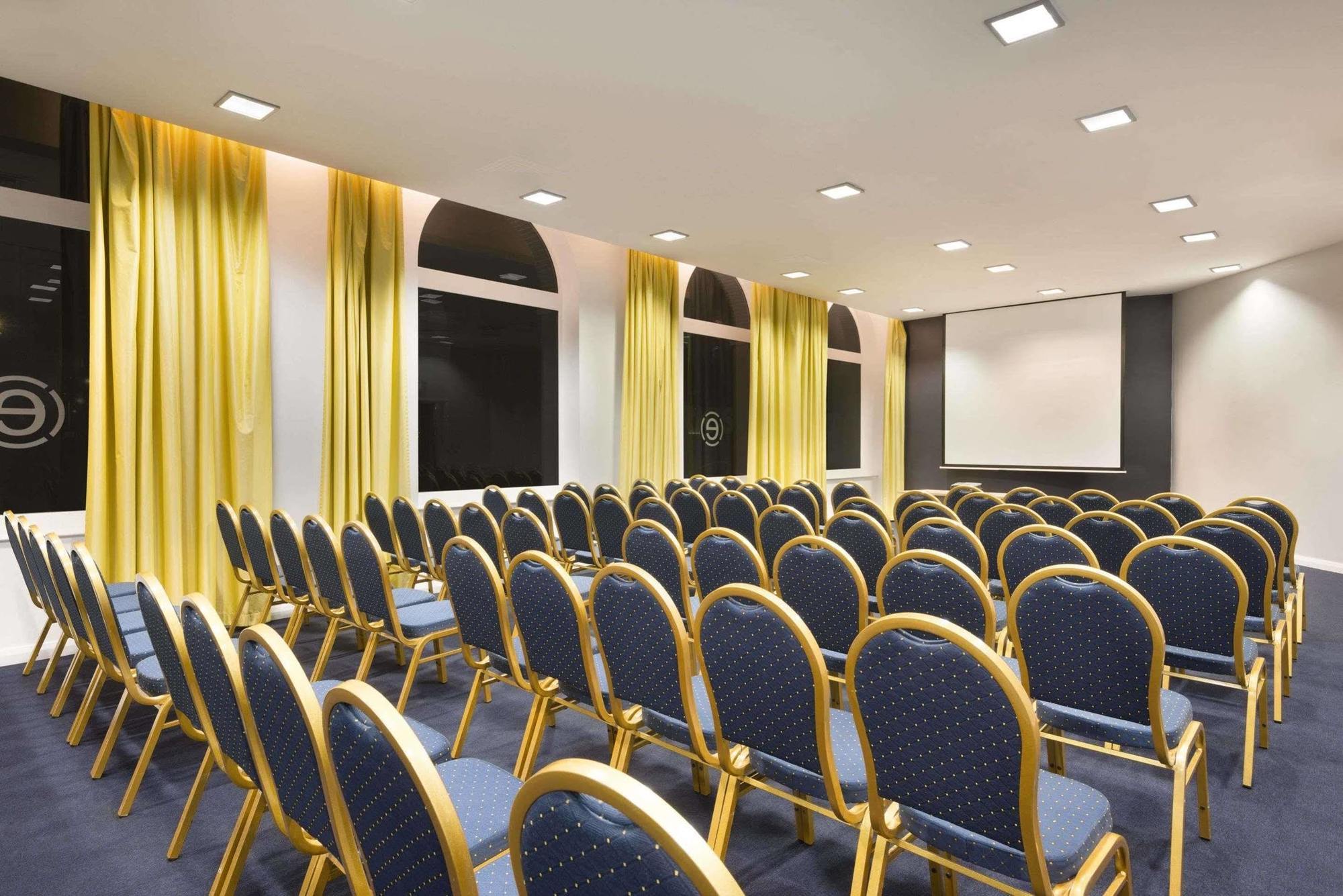 Hotel Ramada By Wyndham Belfast