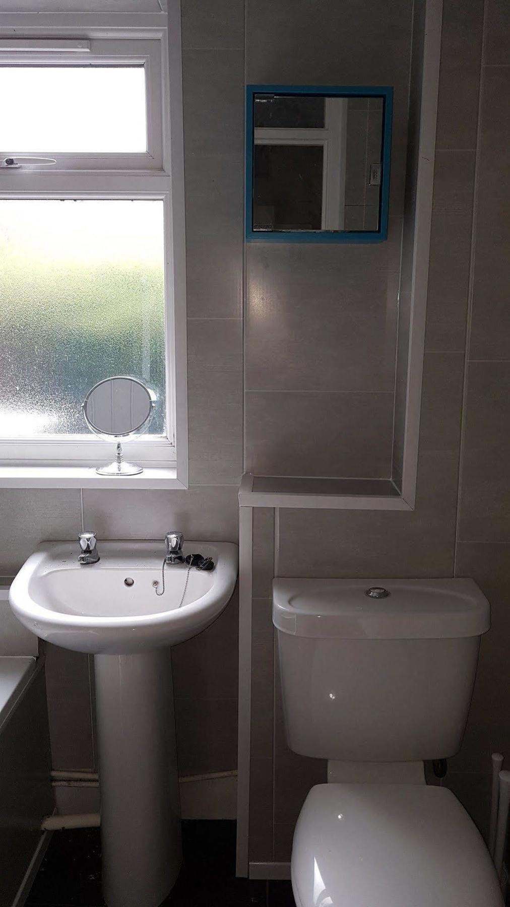 Great Location - City Centre - Parking - 4 Beds - 2 Bedrooms * Belfast