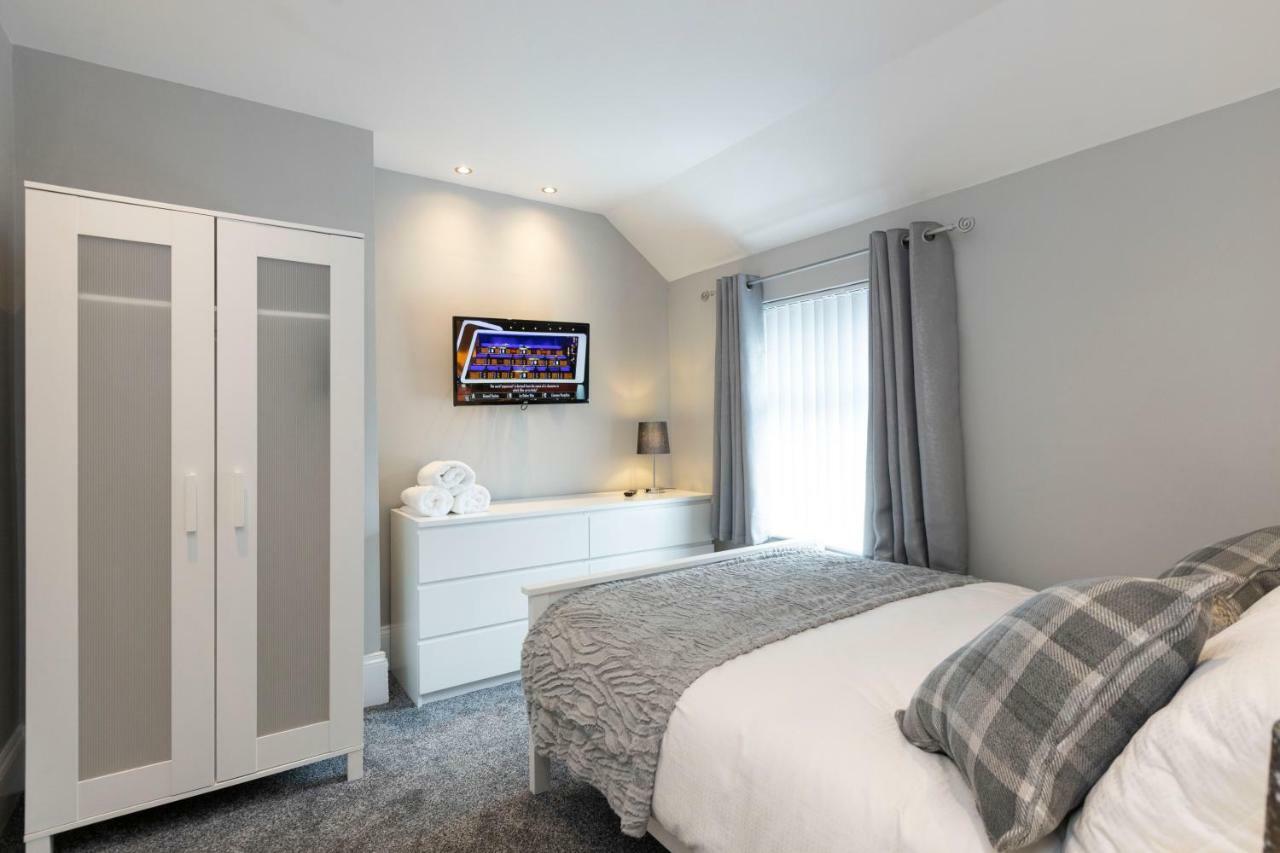 Holiday home Chestnut House, Beautiful, Spacious & Comfortable Belfast