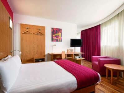 Ramada By Wyndham Belfast
