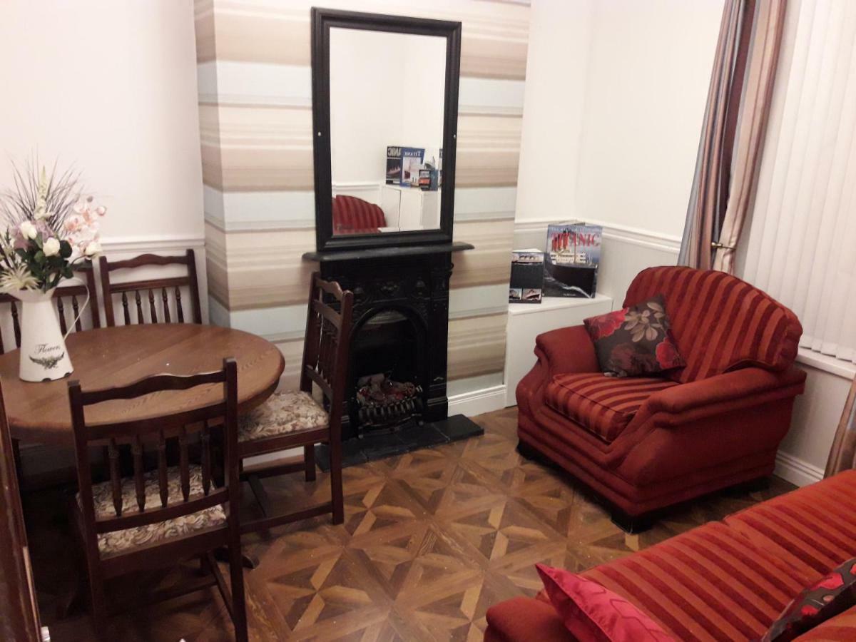 Titanic Sailortown Centre Townhouse Belfast