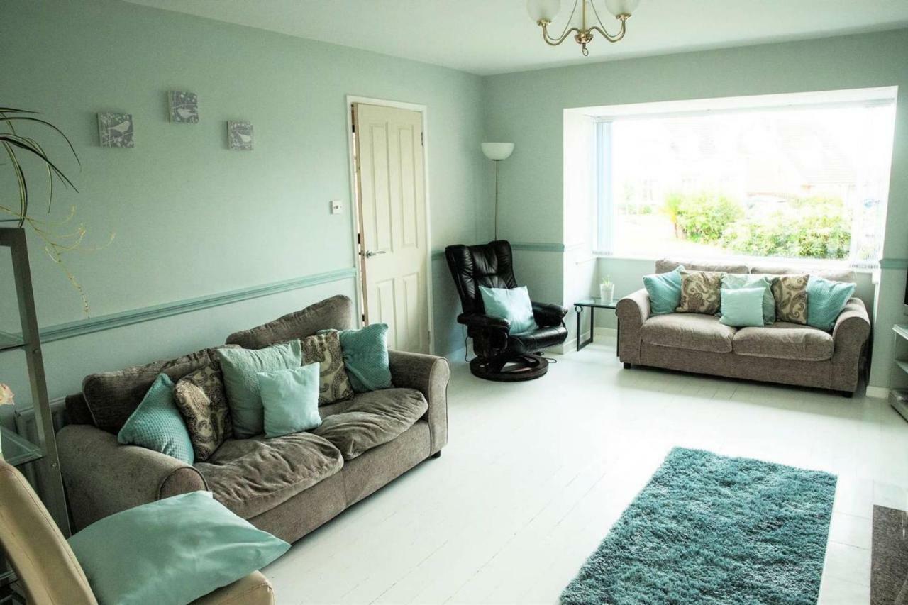 Elegant 3-bed House W Garden Belfast