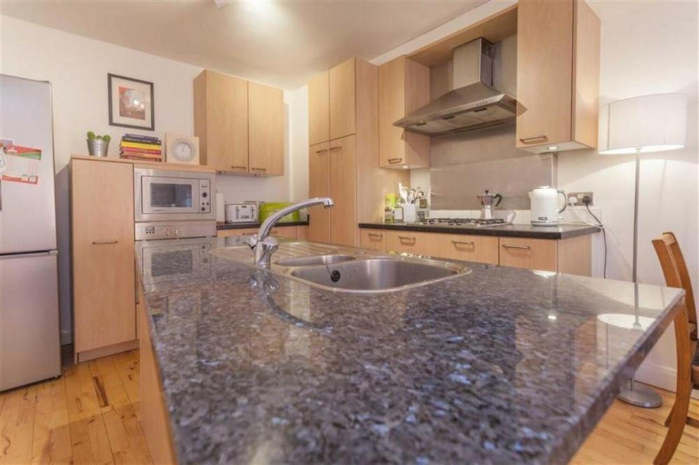 Central Park, 33 Alfred Street, Belfast, Bt2 8ed Apartment *