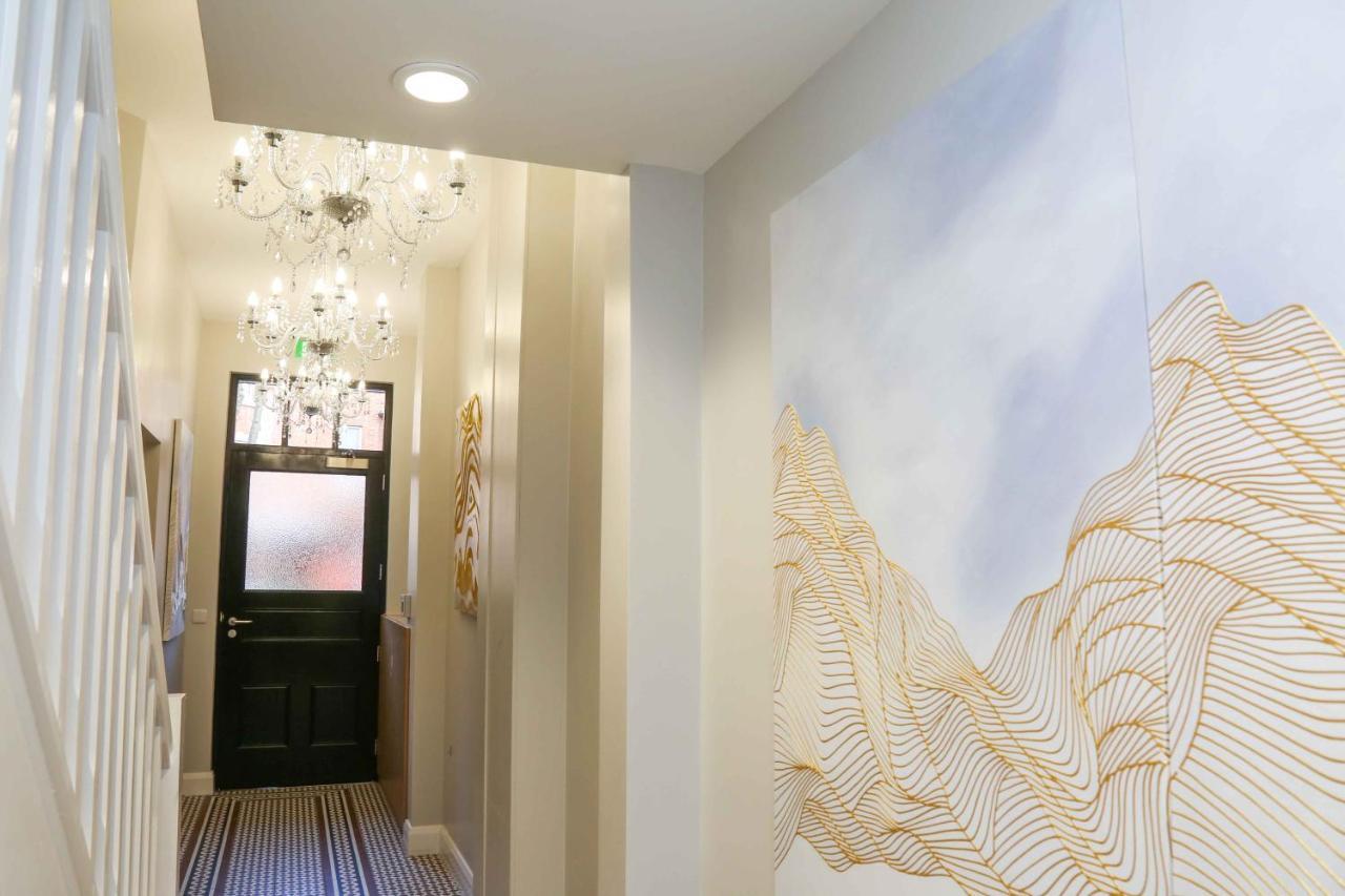 Serviced - Eglantine Apartment *