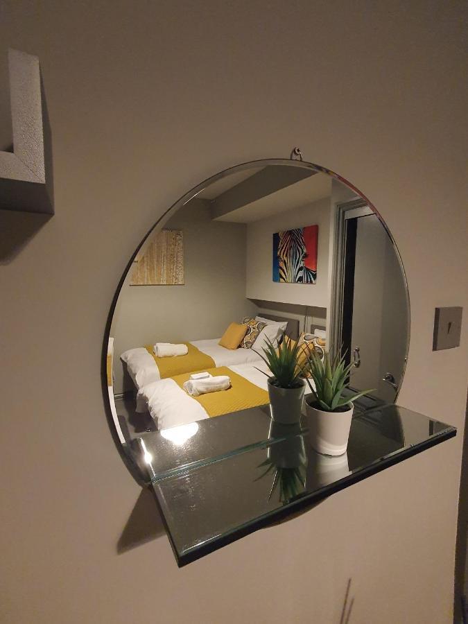 Apartment City Centre Penthouse With Parking And Balcony