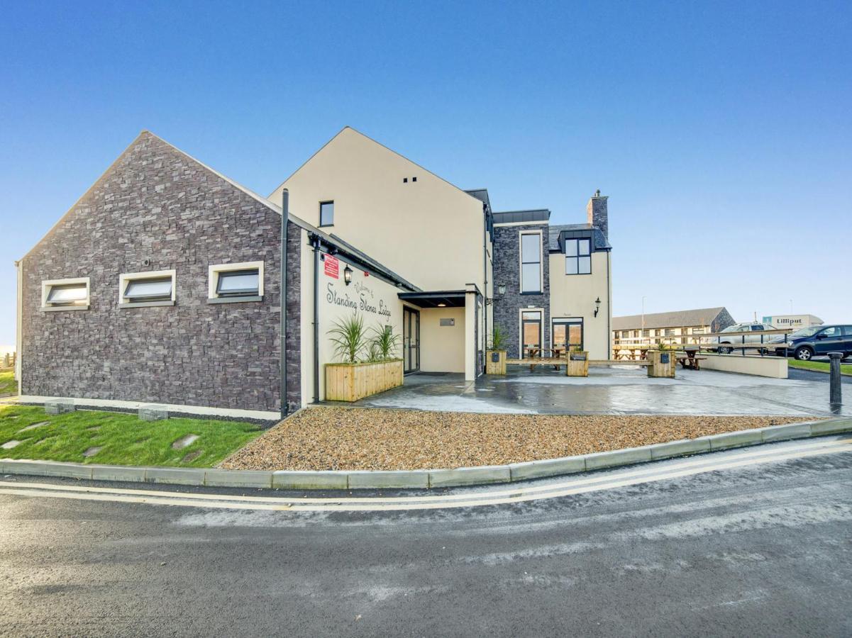 Standing Stones Hotel