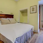 Avenue House Guest House