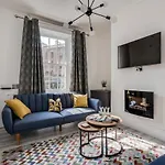 Central Belfast Apartments: Georgian House