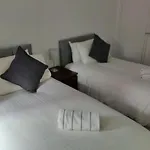 5 Star City Centre Apartment