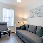 Pass The Keys Mccracken\'S Townhouse - 10 Min Walk To City Centre