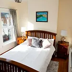 Cheerful 2 Bedroom House In The Heart Of Belfast