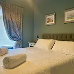Belfast Townhouse In Prime Location In Belfast City