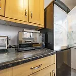 Pass The Keys Fab 2Br Home City Centre Local Belfast Feel