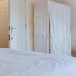 Modern, Luxury Suites With Private Bathrooms Close To City Centre