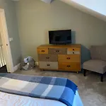 Victorian South Belfast Area Lisburn Road 3 Double Bedrooms - Great Transport Links