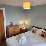 City Views Apartment