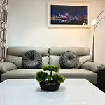 Aqua Dream Luxury Apartment-Coyles Place At Portland 88