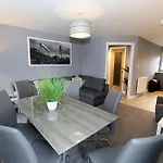 Harbour View City Centre Apartment