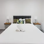 Charming 2Br Apt In The Heart Of Belfast City