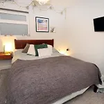 Belfast South City Apartment Sleeps 4