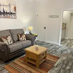 Millbrae Lodges