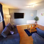 2Br Spacious City Centre Apartment