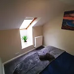 4Br Modern Botanic House