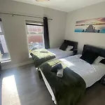 2Br Cozy Duplex