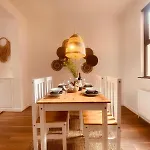 Spacious 2Bed - 10 Mins To City - Free Parking