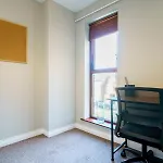 Pass The Keys Beautiful 3-Bed Riverside Townhouse W Parking