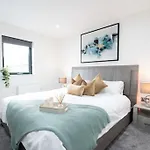 Luxury Apt 5 Min To Belfast Centre