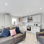 Cozy Unit In Belfast