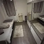 Great Location Single Room In A Shared Apartment Female Only