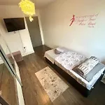 Great Location Single Room In A Shared Apartment Female Only