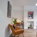 Central Belfast Apartments - Malone Hideaway