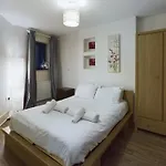 Cozy 2 Bedroom Apartment In The Heart Of Belfast