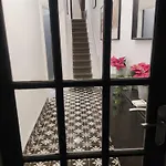One Bed Apartment In Belfast