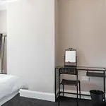 Home From Home - 3Bed Cavehill