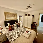 Loughview Bed & Breakfast