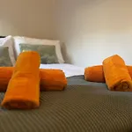 Fitzroy Avenue Apartment Accommodate Up To 5Guests