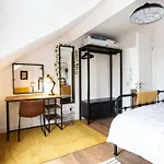 Luxurious 4-Bed Townhouse In The Heart Of Belfast