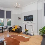 Camera Guesthouse