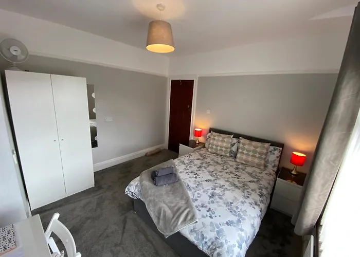 Crumlin Road Town House