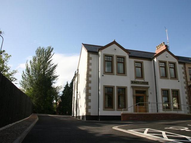 Kings Bed & Breakfast 2*
