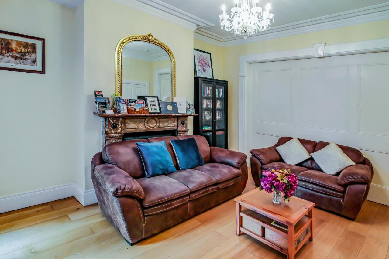 Avenue House Guest house